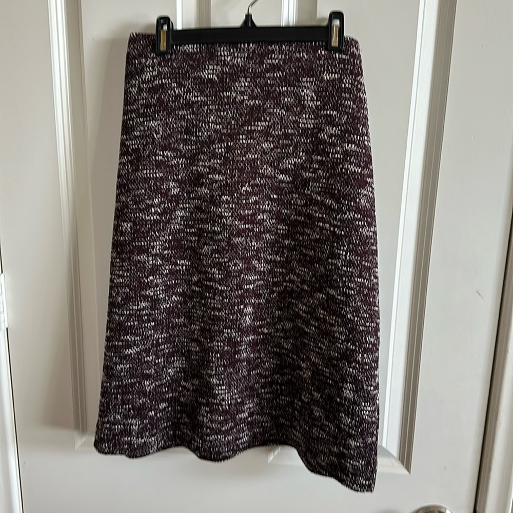 Ann Taylor factory pencil tweed, burgundy skirt, size XL
